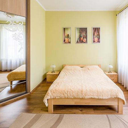 Rynok Square 5 Зі Світлом! Apartment Лвив Екстериор снимка